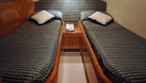 KENTAVROS II  -  Twin Cabin